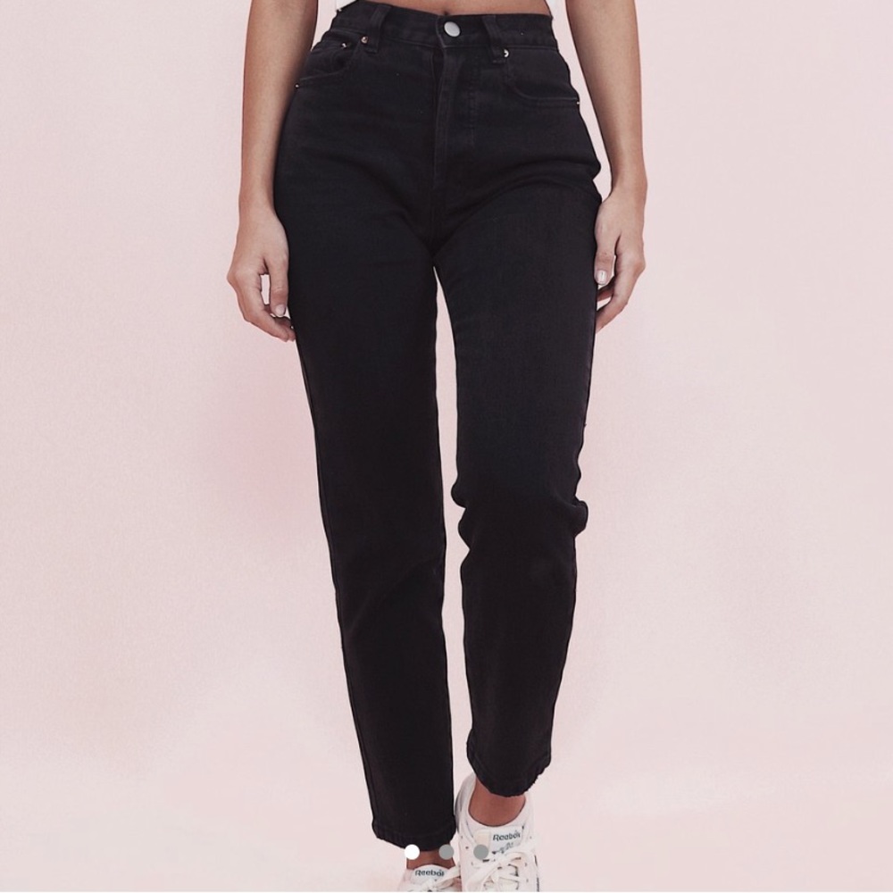 Crybaby Hugging Mom Jeans in Washed Black